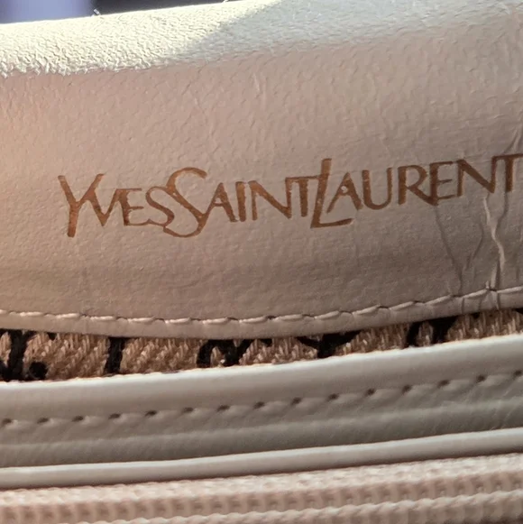 YSL Yves Saint Laurent Leather clutch/w Crossbody Strap-Authentic - Picture 5 of 12